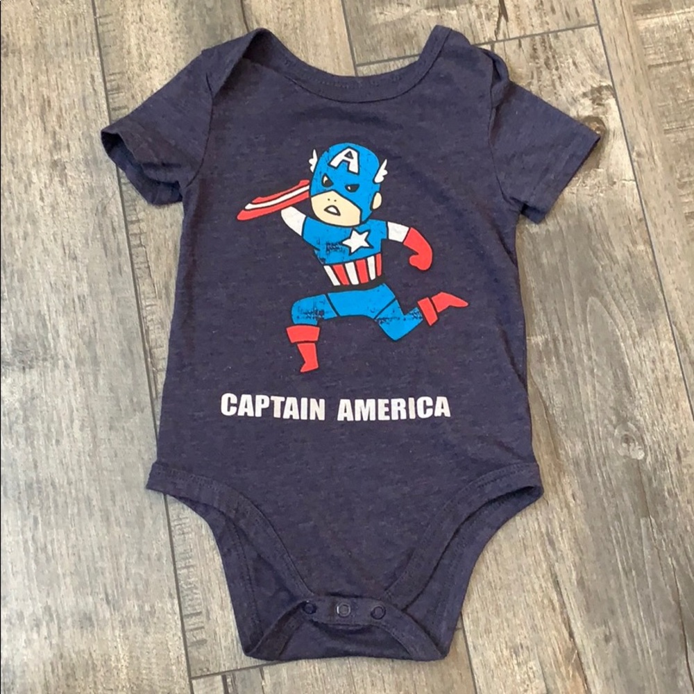 Captain America onesie by Marvel size 12 months.